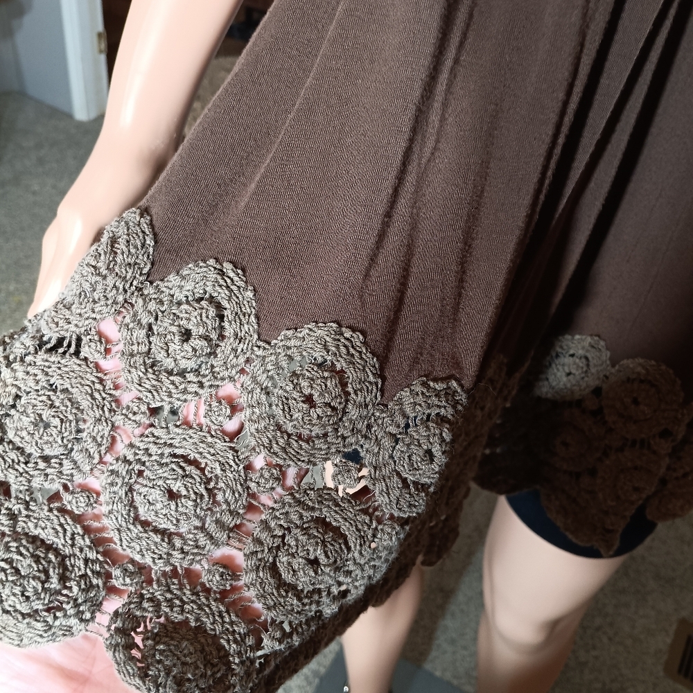 Size Medium/ Large - image 2